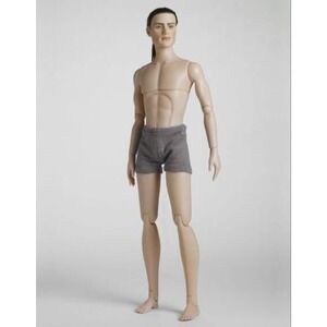 Tonner-2010 Matt O'Neill Ultra Basic 17" Doll NEW IN BOX